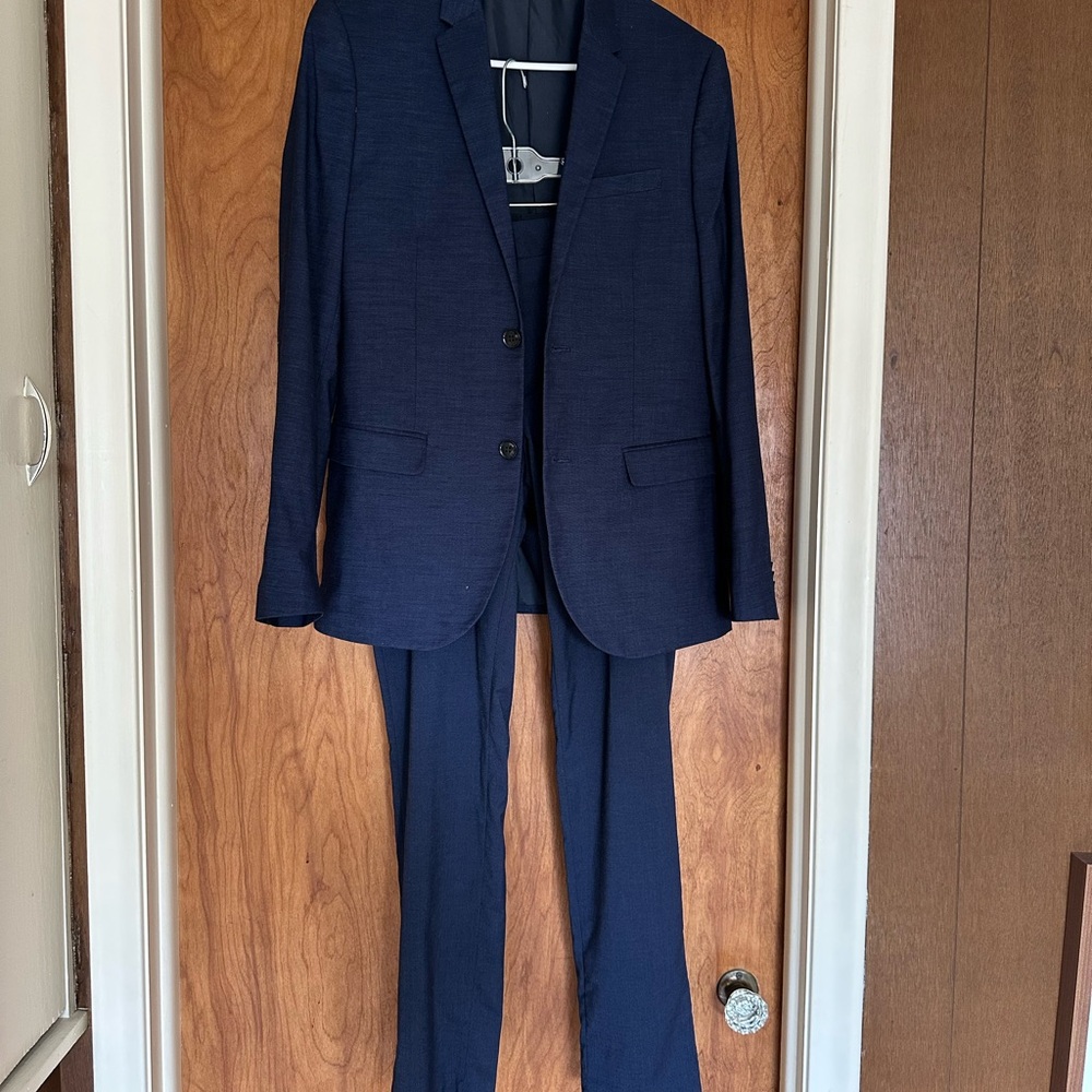 H&M Men’s Navy Blue Suit